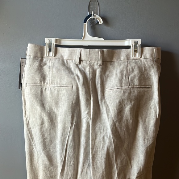 COPY - COPY - H&M slim fit linen suit pants in light beige melange. NWT - Picture 9 of 9